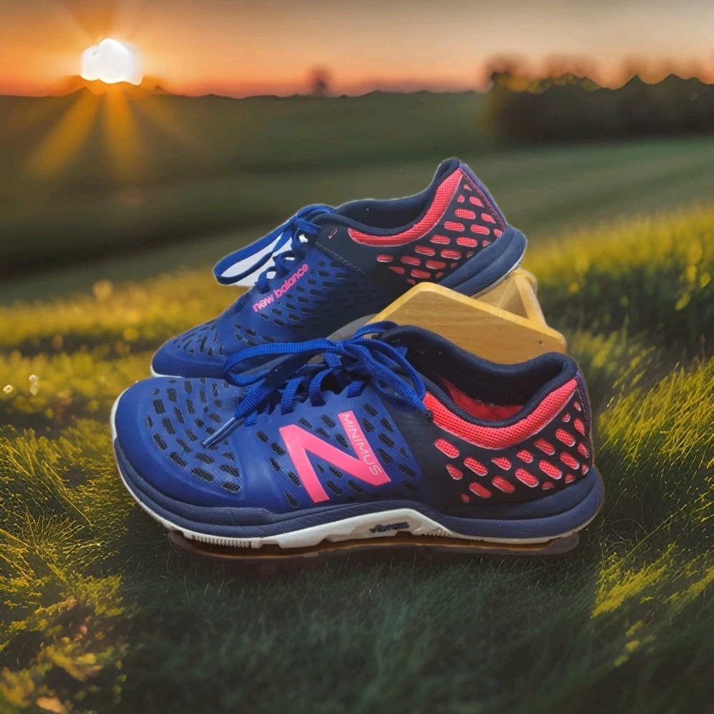 New Balance Minimus Trail Shoes Blue Pink Lightweight Vibram | Womens Size 7.5 B